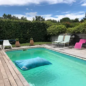 Le Loqui - Piscine Hébergement de vacances Aix-en-Provence